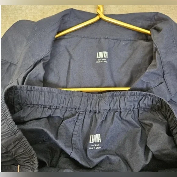 LUNYA Airy Cotton Long Sleeve Set PJ Pajamas Medium Navy - Picture 3 of 3